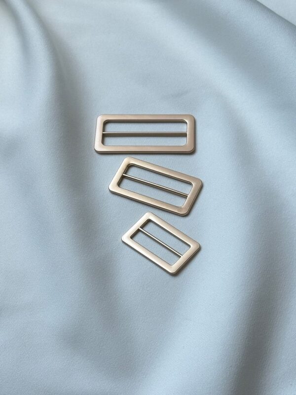 Metallic Dual-Slot Strap Buckles gold
