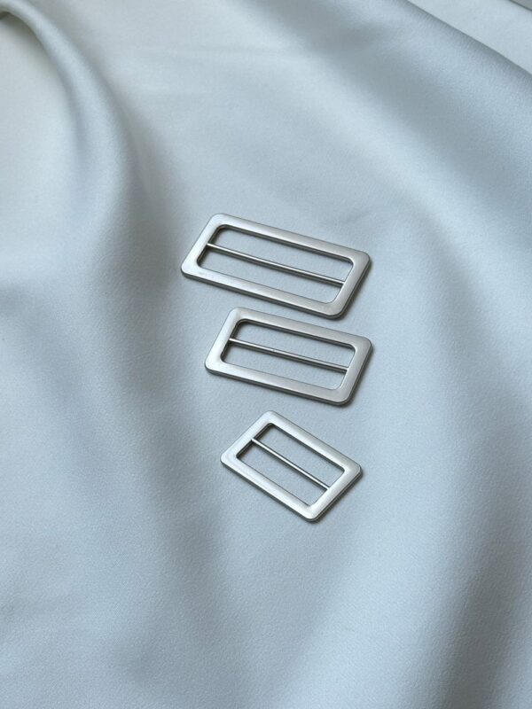 Metallic Dual-Slot Strap Buckles silver