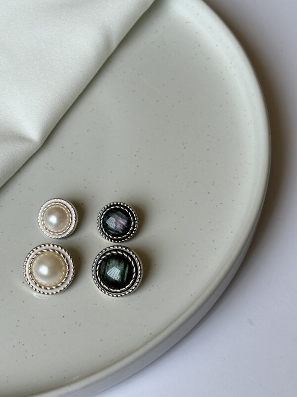 Luxe Pearl Radiance Button Collection