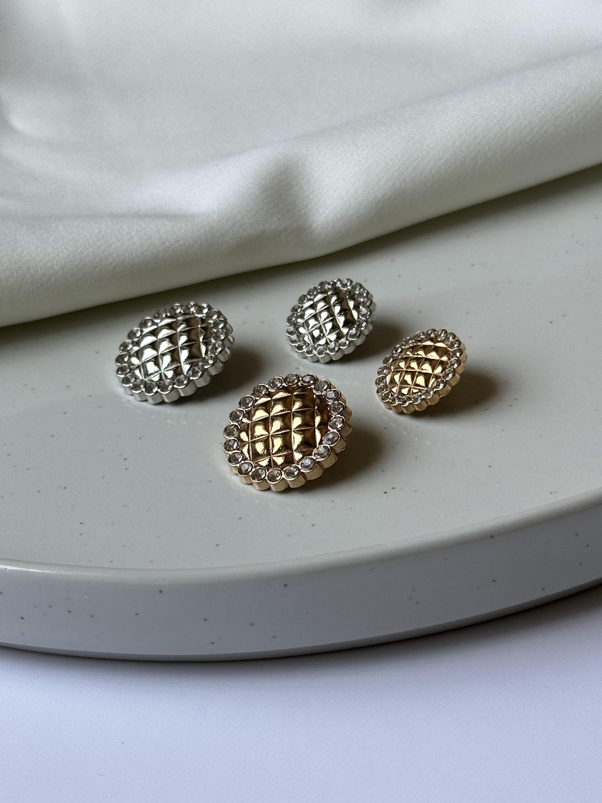 Royal Metal Gemstone Pearl Button