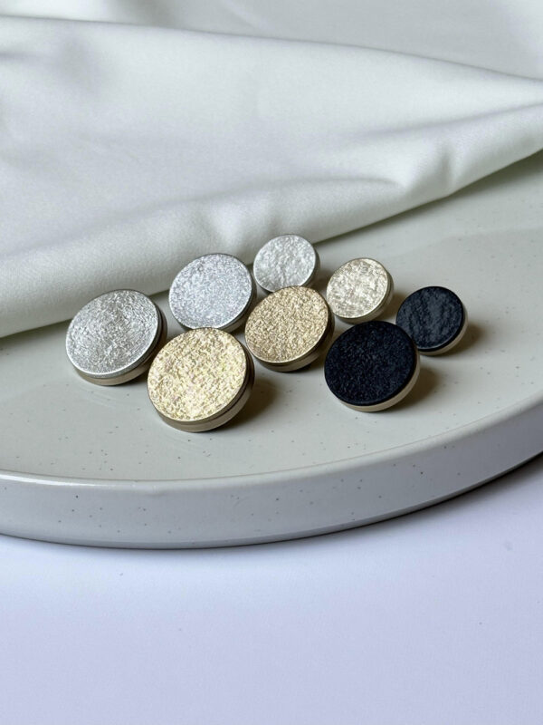 Textured Metallic Finish Polyester Button