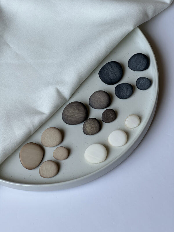 Elegance Matte Pearl Buttons