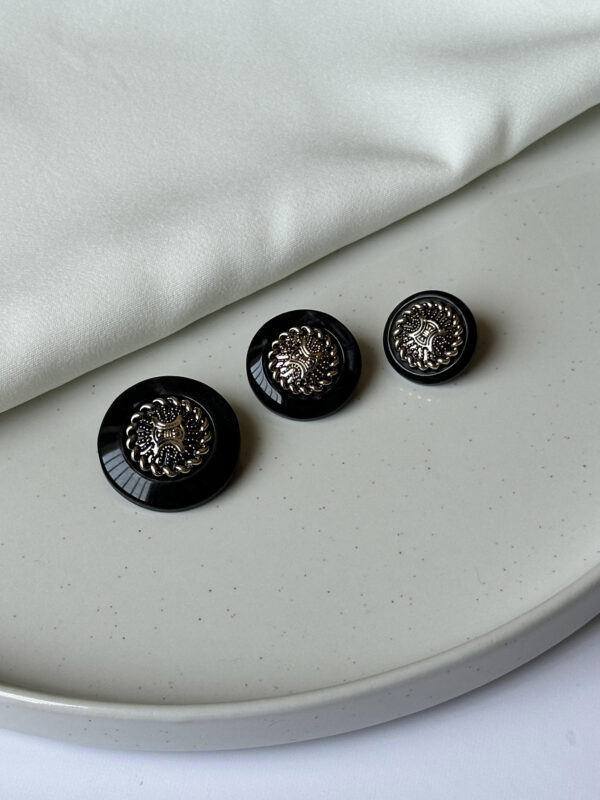 Elegance Embellished Pearl Button