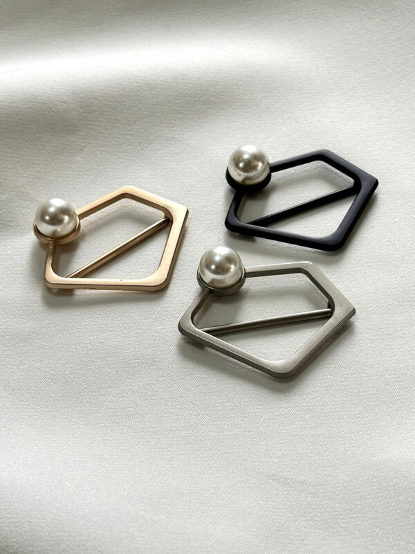 GeoPearl Hexagon Fashion Buckle