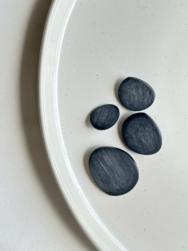 Elegance Matte Pearl Buttons