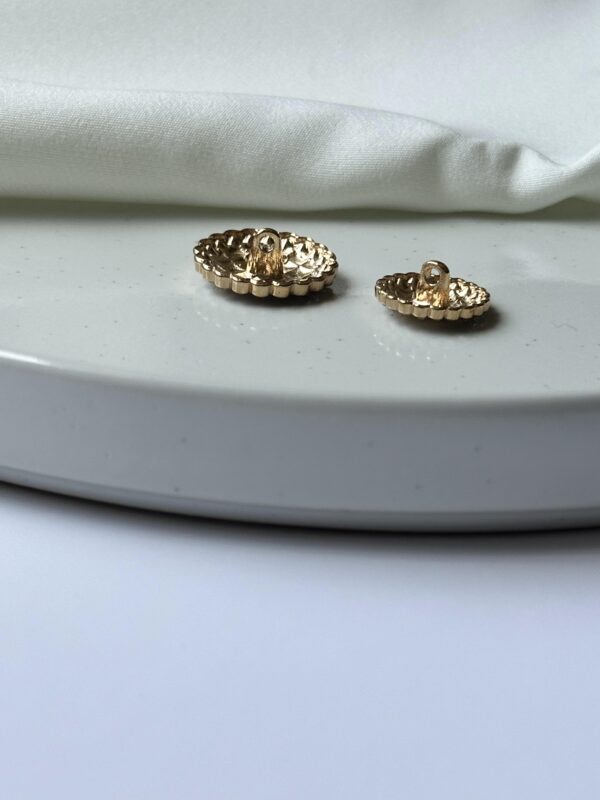 Royal Metal Gemstone Pearl Button
