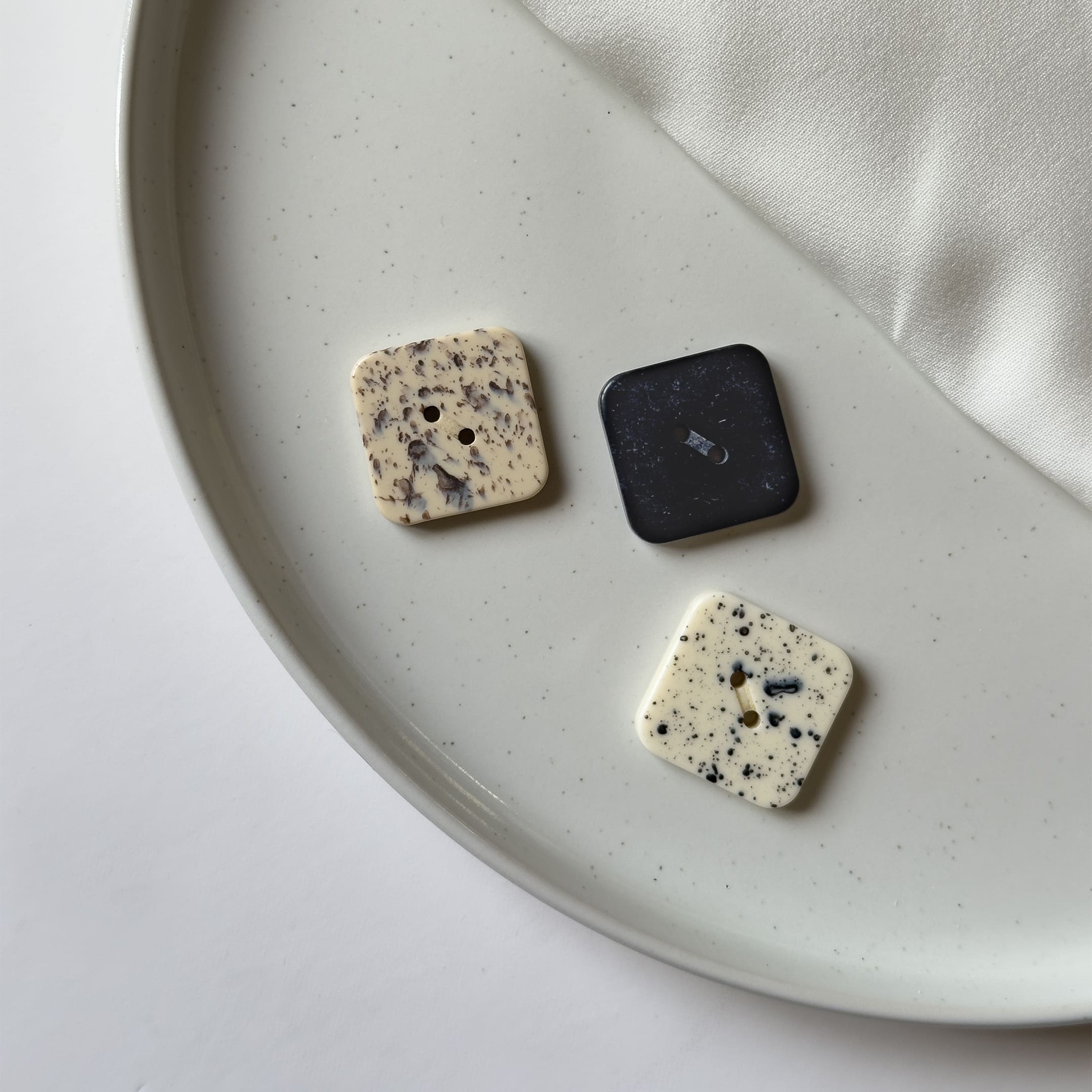 Marble Fleck Square Buttons