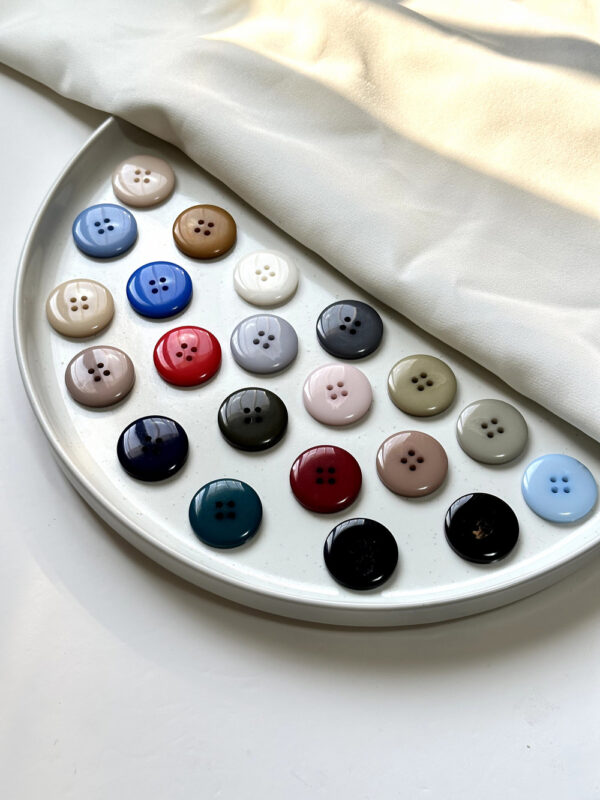 Signature Luxe Button Collection