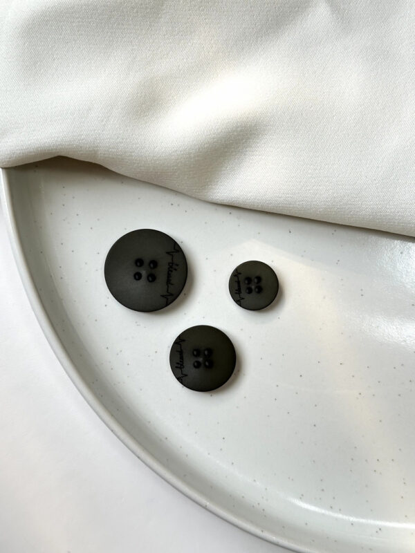 Signature Luxe Button Collection