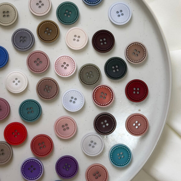 Durable 4-Hole Sewing Buttons with Soft Matte Finish