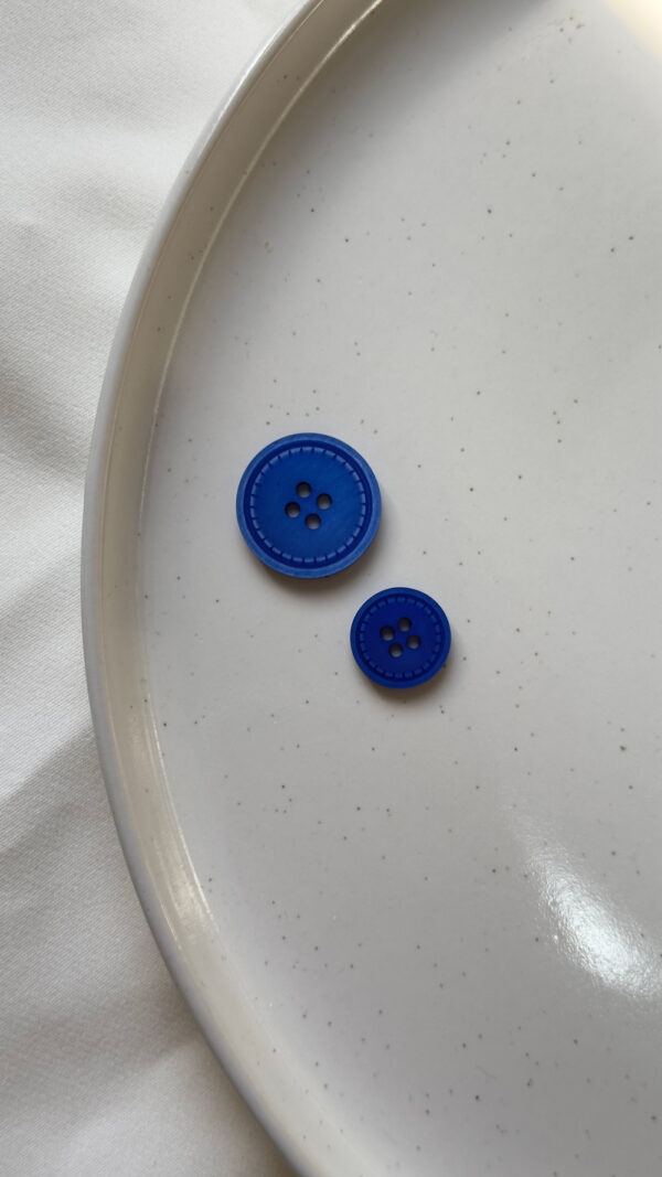 Durable 4-Hole Sewing Buttons with Soft Matte Finish